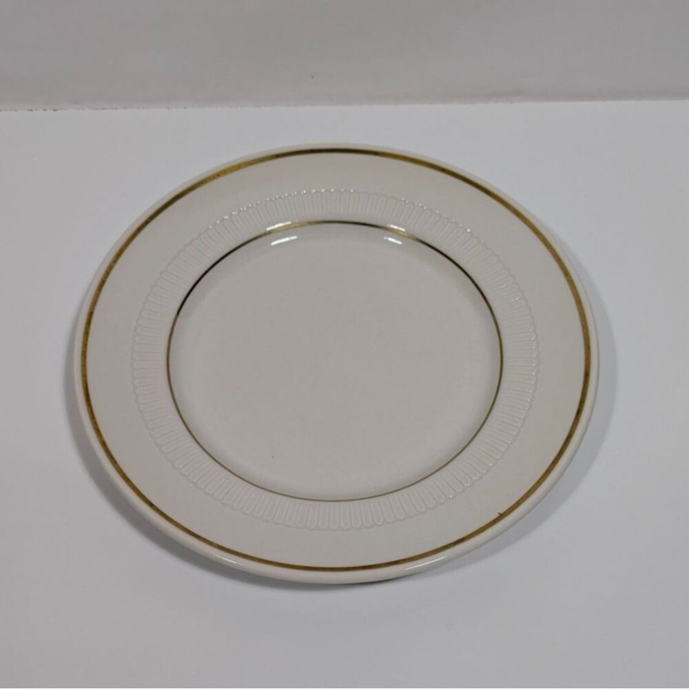 Syracuse China White Dinner Plate With Gold Trim 9.75" Ceramic Elegant Design